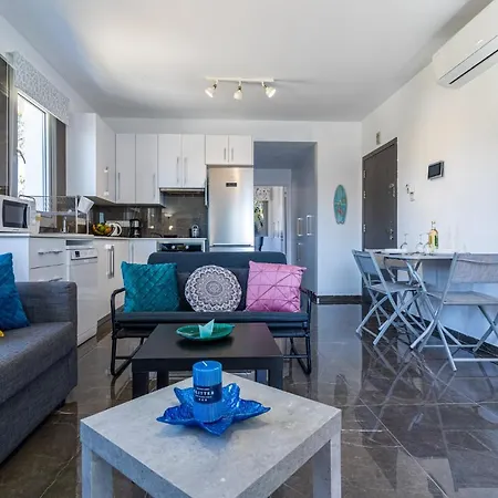 Kmeidos 1-bedroom In Λάρνακα