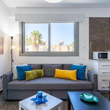 Kmeidos 1-bedroom In Appartement Larnaca
